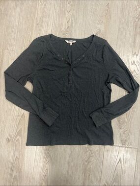 Long Sleeve Henley Top in Charcoal
